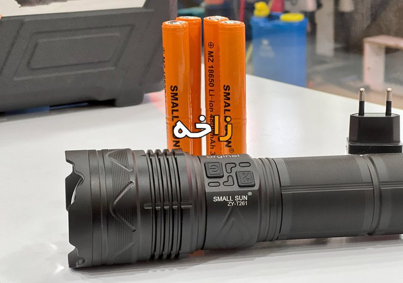 قیمت چراغ قوه اسمال سان T-261 زوم‌دار