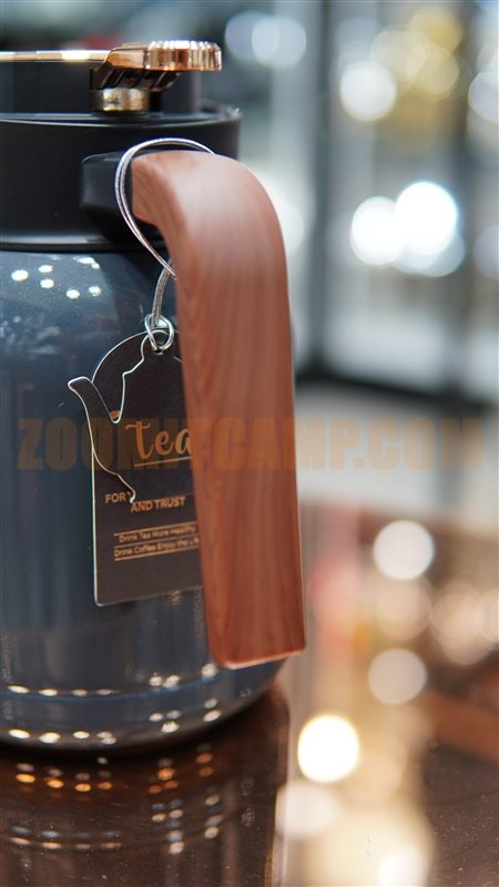 فلاسک 1/5 لیتر فینیک دسته چوبی Feenik 9 فلاسک 1/5 لیتر فینیک دسته چوبی Feenik